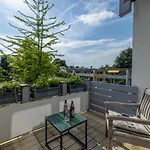 Tatil Evi Exklusives Josenhaus Mit See- Und Alpenblick & Gartensauna