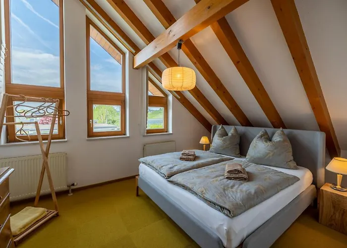 Feriehus Exklusives Josenhaus Mit See- Und Alpenblick & Gartensauna *